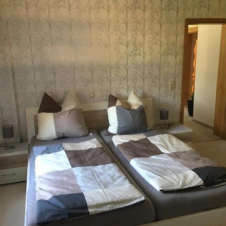 Ferienwohnung Am Goethe Park Fuer 2 Bis 3 Personen Jena Bagian luar foto