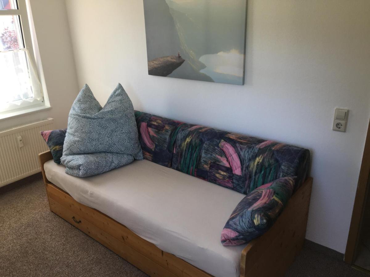 Ferienwohnung Am Goethe Park Fuer 2 Bis 3 Personen Jena Bagian luar foto